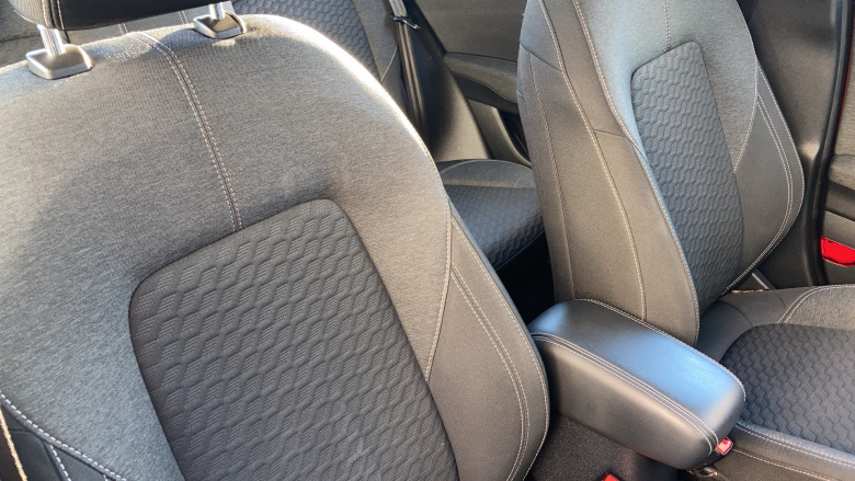 Ford Puma 1.0 EcoBoost Hybrid mHEV Titanium 5dr Petrol Hatchback